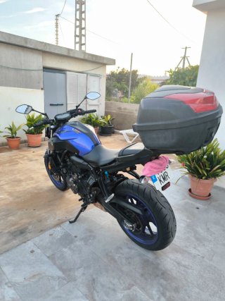 Yamaha MT-07 2018 A2 (en papeles) con EXTRAS