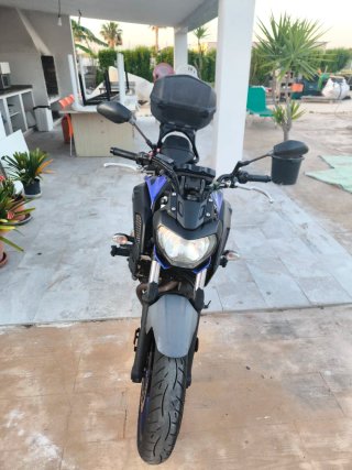 Yamaha MT-07 2018 A2 (en papeles) con EXTRAS