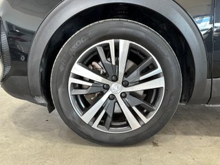 Peugeot 3008 1.6 PureTech Hybrid 225 Allure (2023)