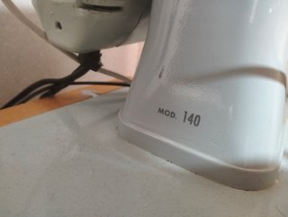 Máquina de coser Sigma 140 Eléctrica
