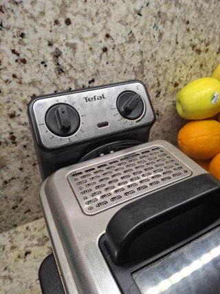 Freidora Eléctrica Tefal 4 L precio 110