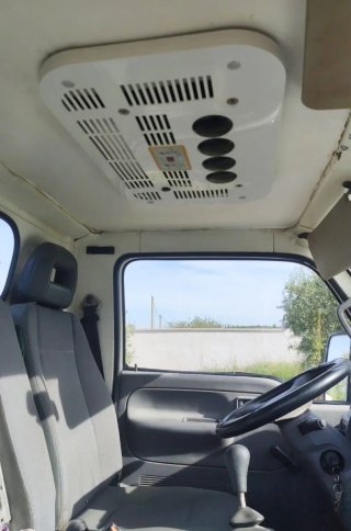 Nissan Cabstar 2002