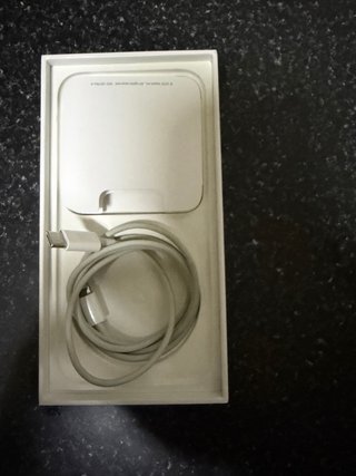 iPhone 14 128GB buen estado en general
