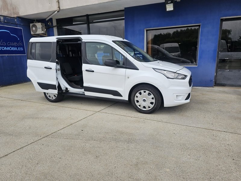 Ford Tourneo Connect 2022, foto 17