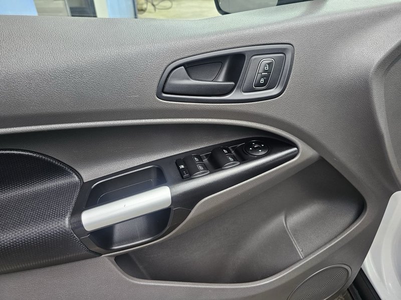Ford Tourneo Connect 2022, foto 11