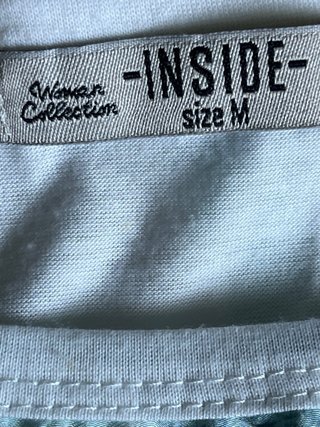 Camiseta Inside Estampada Mariposas Talla M