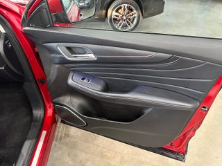 MG EHS 1.5 PHEV 258 LUXURY (2023)