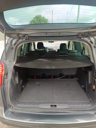 Peugeot 5008 2010