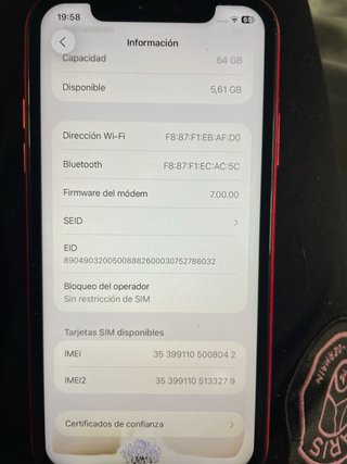 iPhone 11 Rojo 64GB - Para piezas o uso
