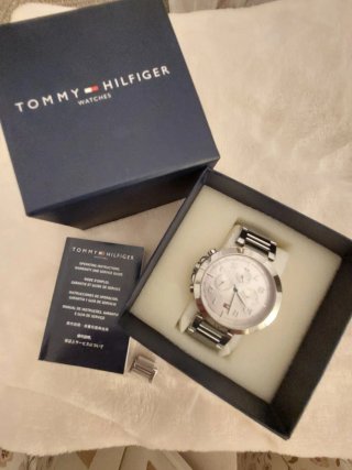 Reloj Tommy Hilfiger Plata y Rosa