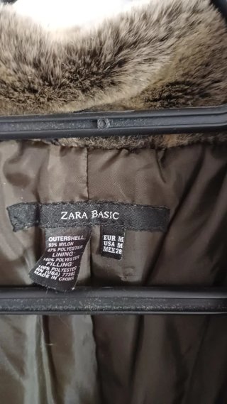Cazadora Zara Mujer Marrón con Cuello Peludo