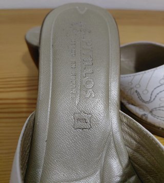 Zuecos Pitillos Verano Blancos de piel.