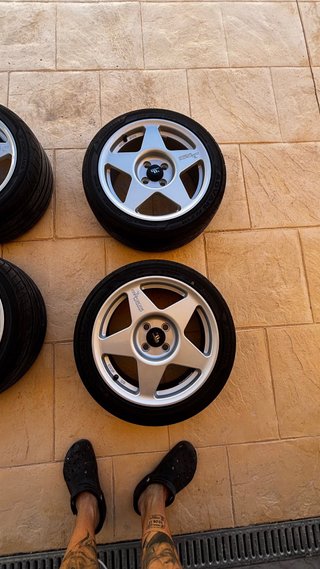 Llantas Compomotive MO5