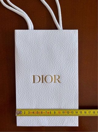 Borsa regalo del marchio Dior
