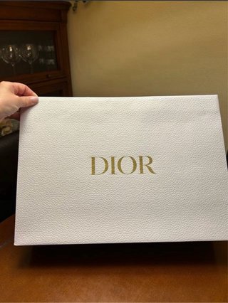 Borsa regalo del marchio Dior