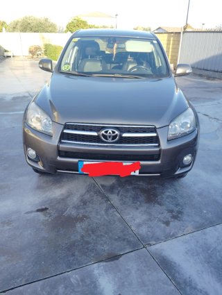 Toyota RAV4 2010
