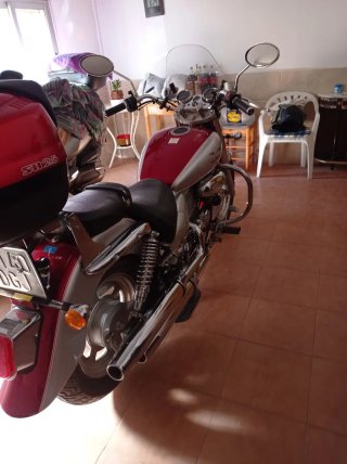 Hyosung Aquila 250 - Moto en buen estado