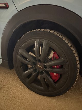 Llantas JCW 17 originales con neumáticos