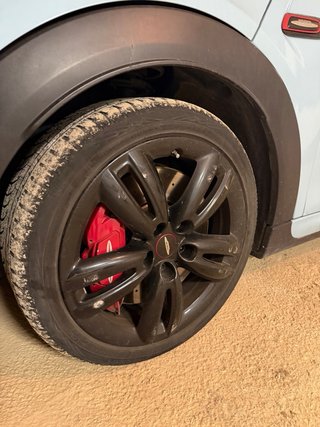 Llantas JCW 17 originales con neumáticos