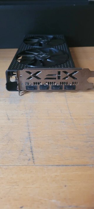 XFX RX 6600 XT 8GB SWIFT 210 Tarjeta Gráfica