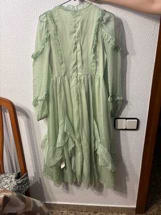 Vestido verde con volantes