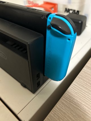 Nintendo Switch Azul y Rojo