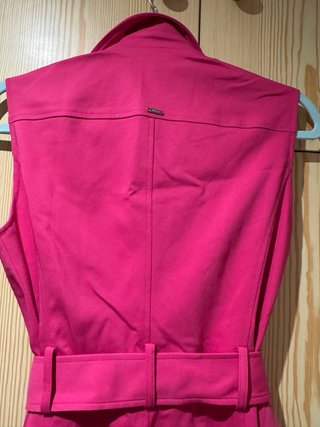 Vestido fucsia Morgan sin mangas a estrenar