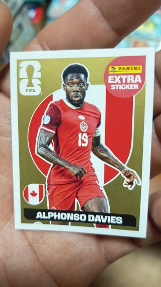 Cromo Panini FIFA Davies Mundial 2026 Extra sticke