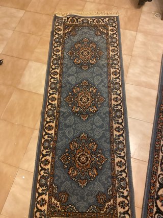 Tappeto da corridoio blu e beige