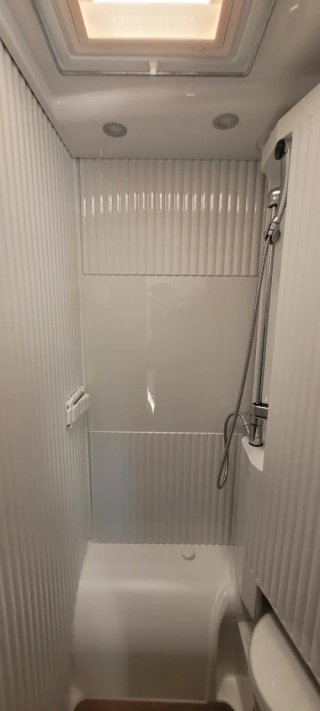 Autocaravana Carado V132 Alquiler