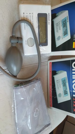 Tensiómetro OMRON M1