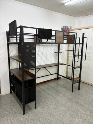 Litera juvenil negra y madera con escritorio