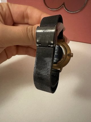 Reloj Parfois Negro y Dorado