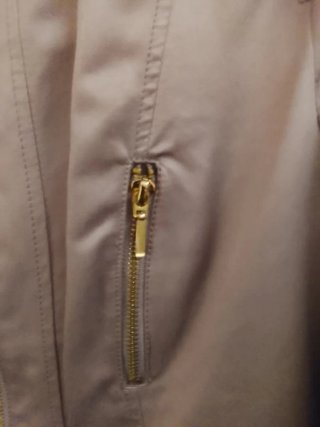 Chaqueta marrón estilo bomber