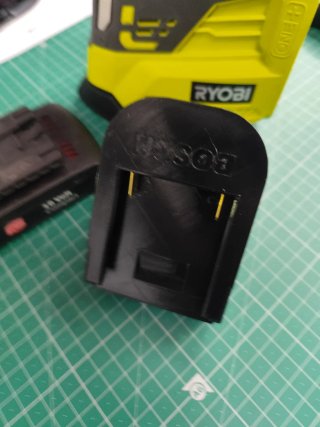Adaptador Bateria Ryobi ONE+ para Bosch