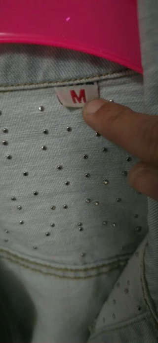 Chaqueta vaquera con perlas Talla M