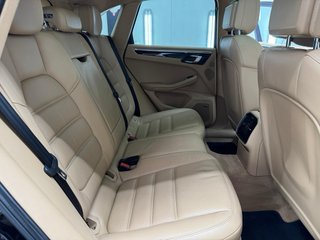 Porsche Macan Turbo  2017