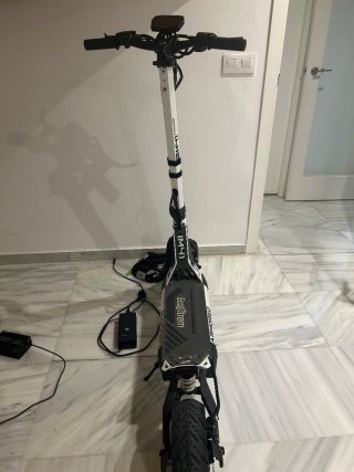 Patinete eléctrico Ecoxtrem M41 Armored