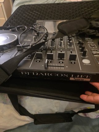 Denon DJ SC LIVE 4 Controlador DJ