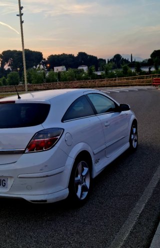 Opel Astra 2009