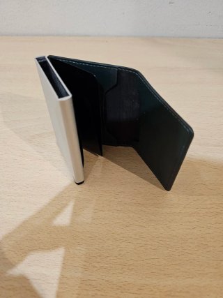 Cartera inteligente de cuero para hombre