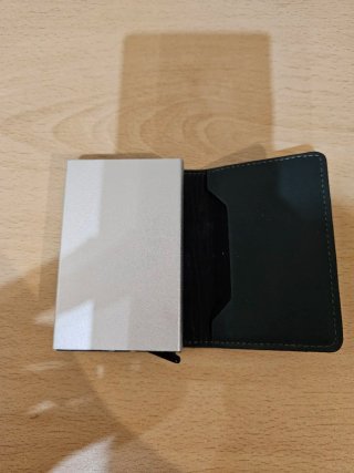 Cartera inteligente de cuero para hombre
