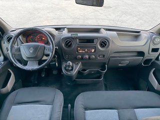 RENAULT MASTER 2.3 DCi 9 PLAZAS