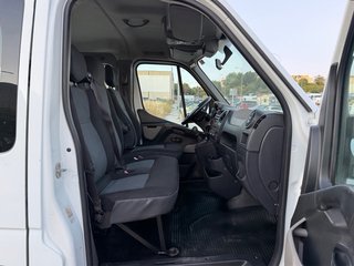 RENAULT MASTER 2.3 DCi 9 PLAZAS