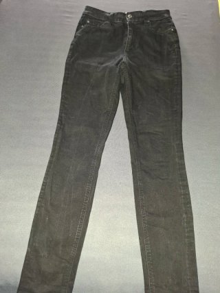 Pantalones negros