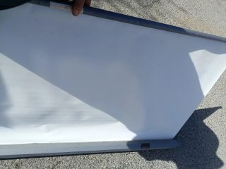 Toldo metálico gris