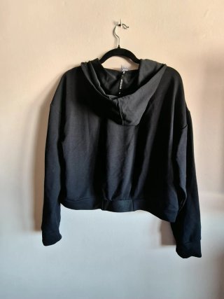 Sudadera Puma Crop Top Negra.