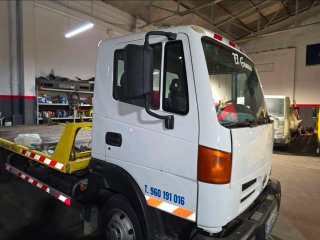 Nissan Cabstar 2008