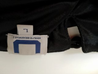 Blusa negra Adolfo Domínguez tablas T. L