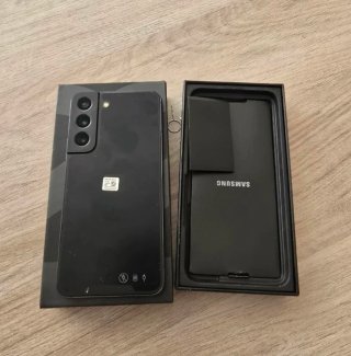 Samsung Galaxy S22 Caja Negra